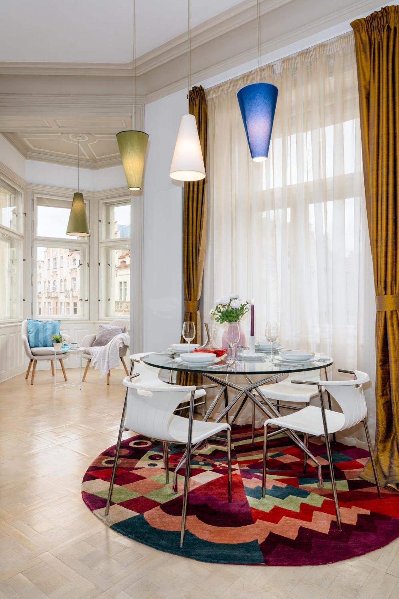 Daire Days - 1min Old Town Square - 1bdr - Parizska Street *